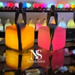 آباژور سنگ نمک کوبیک با مجسمه لبه نشین